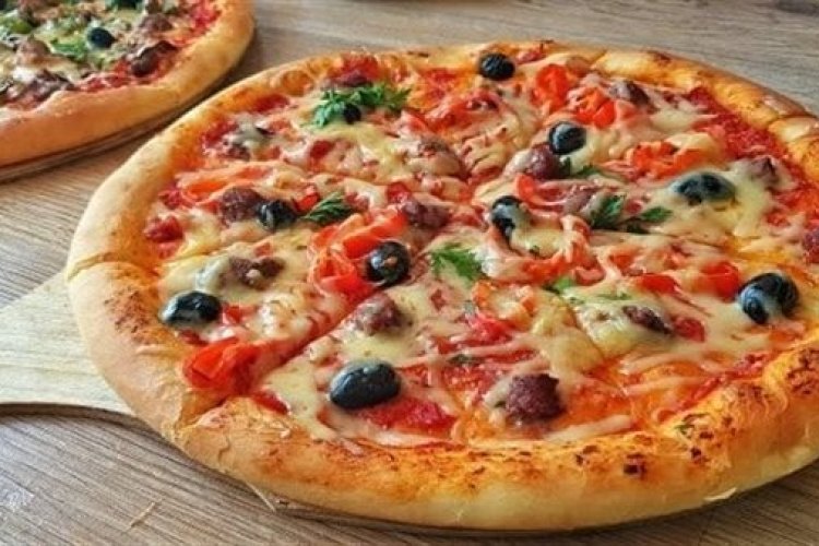 Mix Cheese Pizza